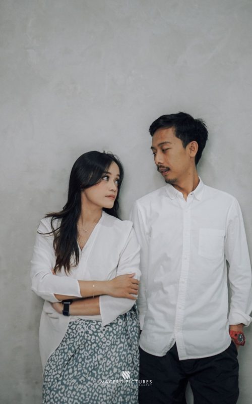 Gallery elsa yogi (2)