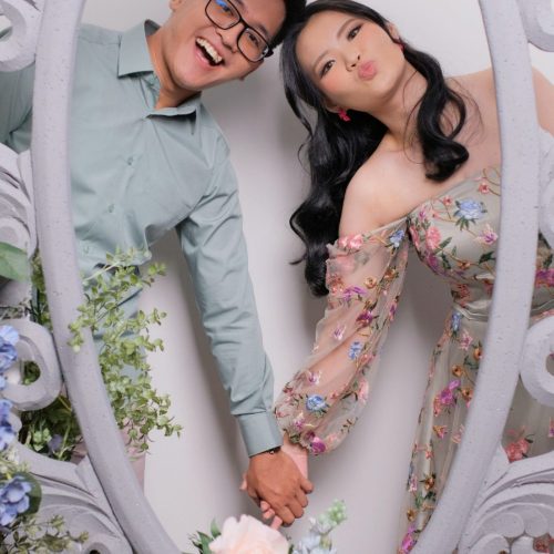 {"remix_data":[],"remix_entry_point":"challenges","source_tags":["local"],"origin":"unknown","total_draw_time":0,"total_draw_actions":0,"layers_used":0,"brushes_used":0,"photos_added":0,"total_editor_actions":{},"tools_used":{"effects":1},"is_sticker":false,"edited_since_last_sticker_save":true,"containsFTESticker":false}