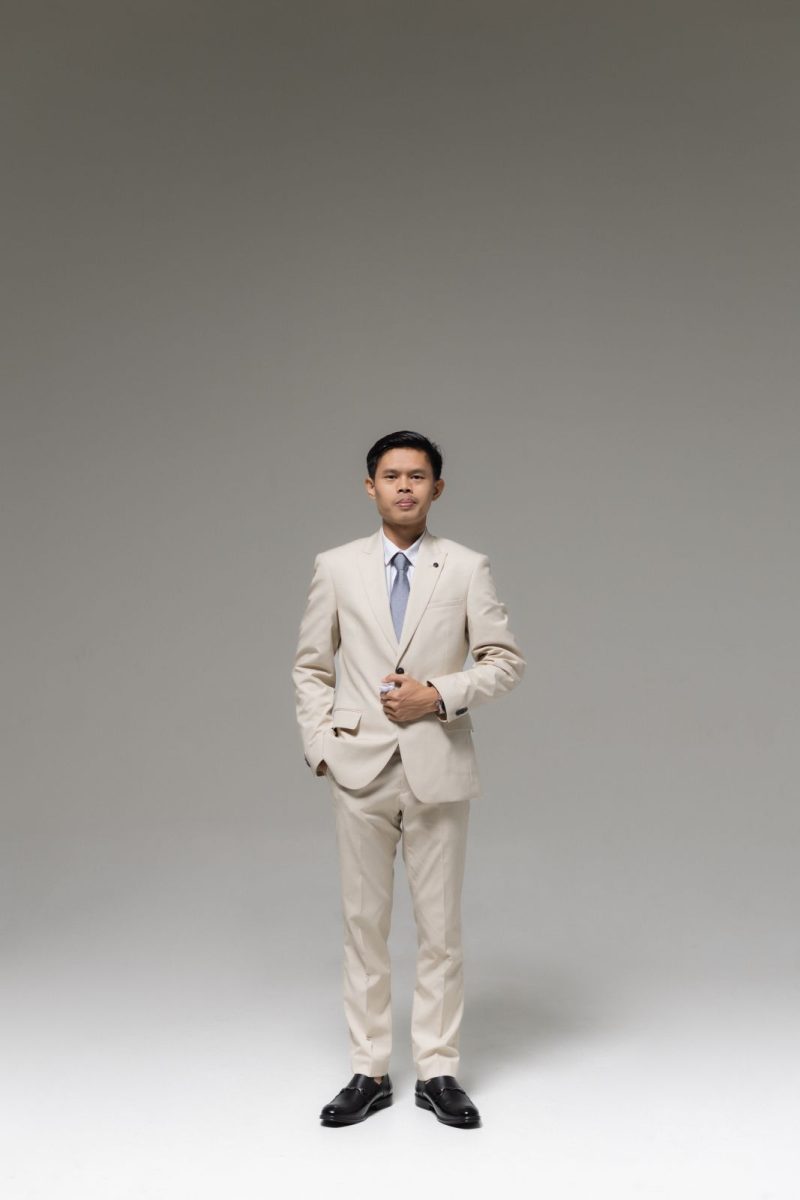 groom reisa ilham